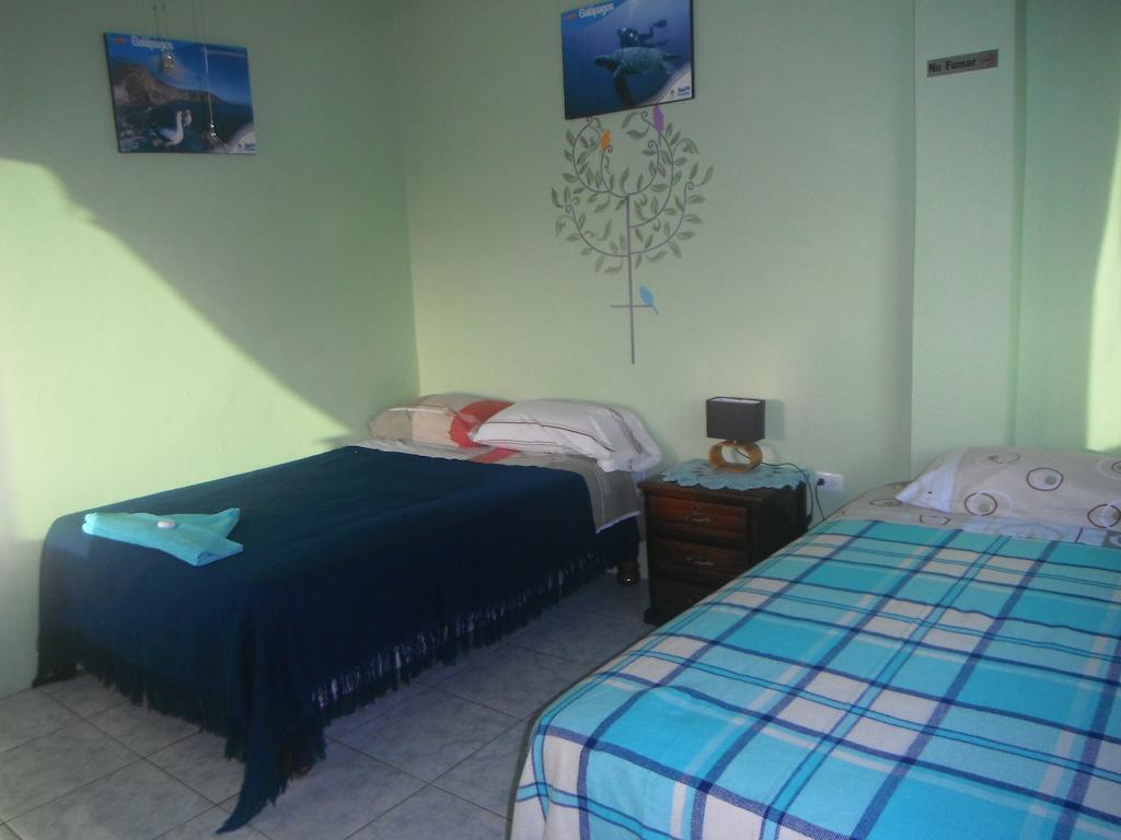 Casa de Celeste Puerto Baquerizo Moreno Habitación foto
